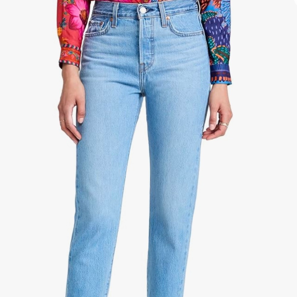 Levi wedge straight fit jeans size 28